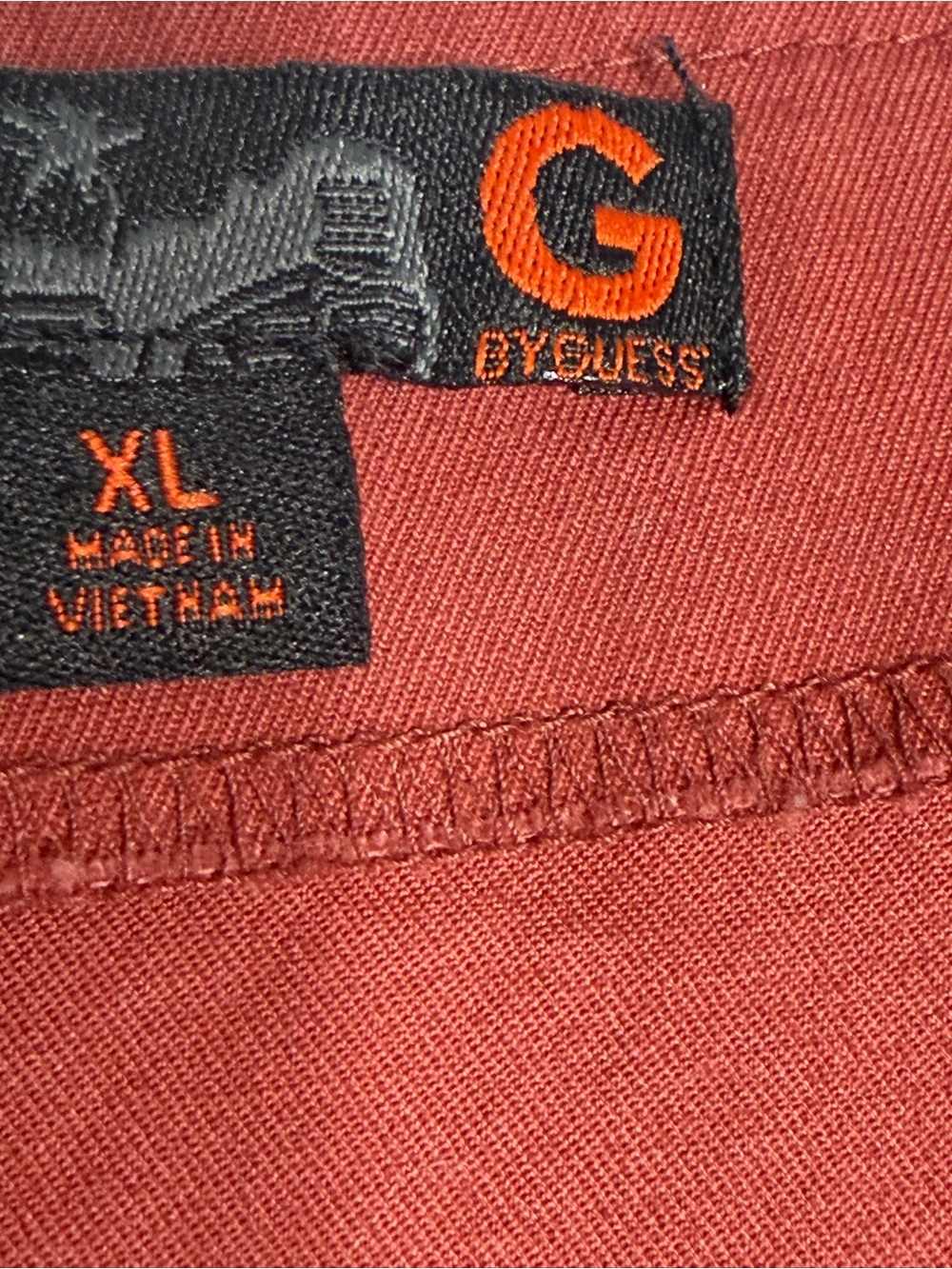 G by Guess Men’s Rust Crew Neck Short Sleeve Shirt